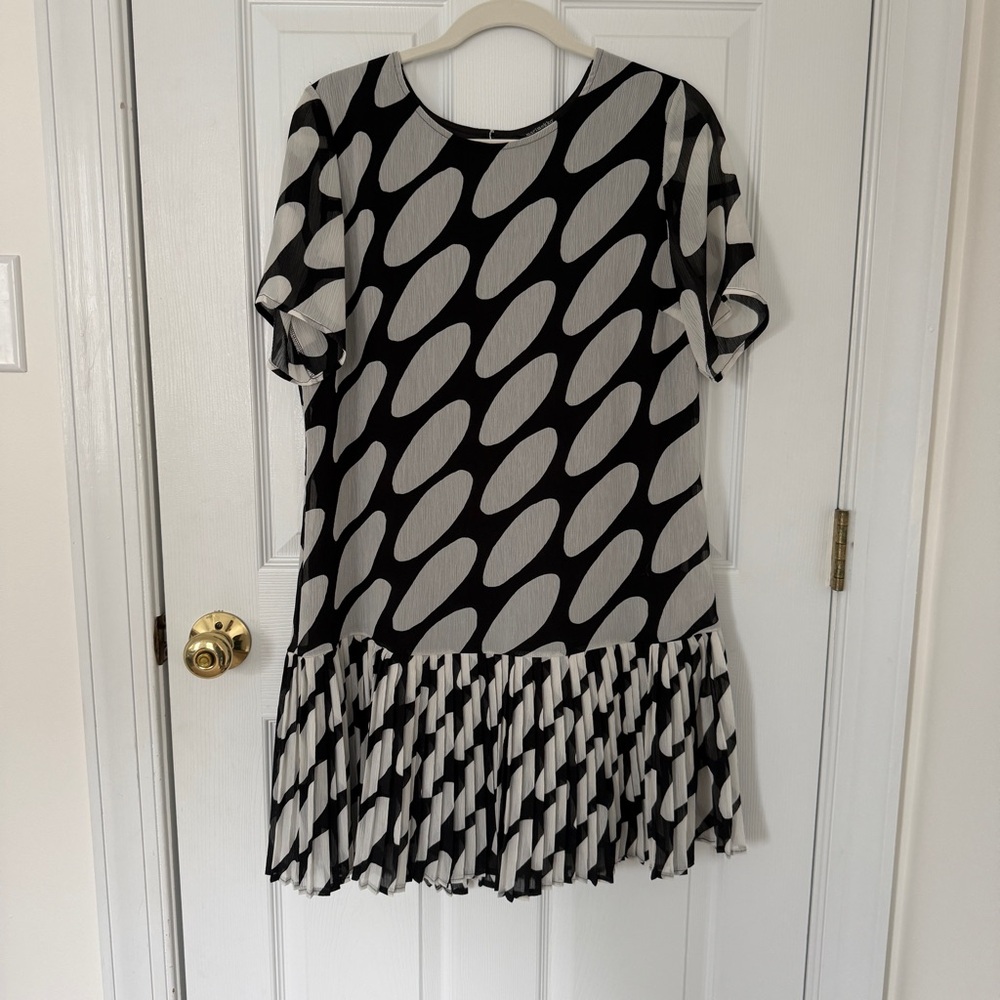 Marimekko Black & White Shift Dress, sz Small
